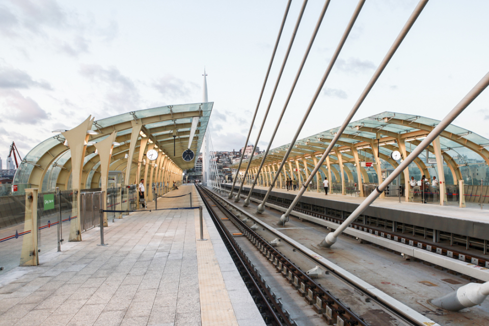 HALİÇ METRO GEÇİŞ KÖPRÜSÜ PROJESİ